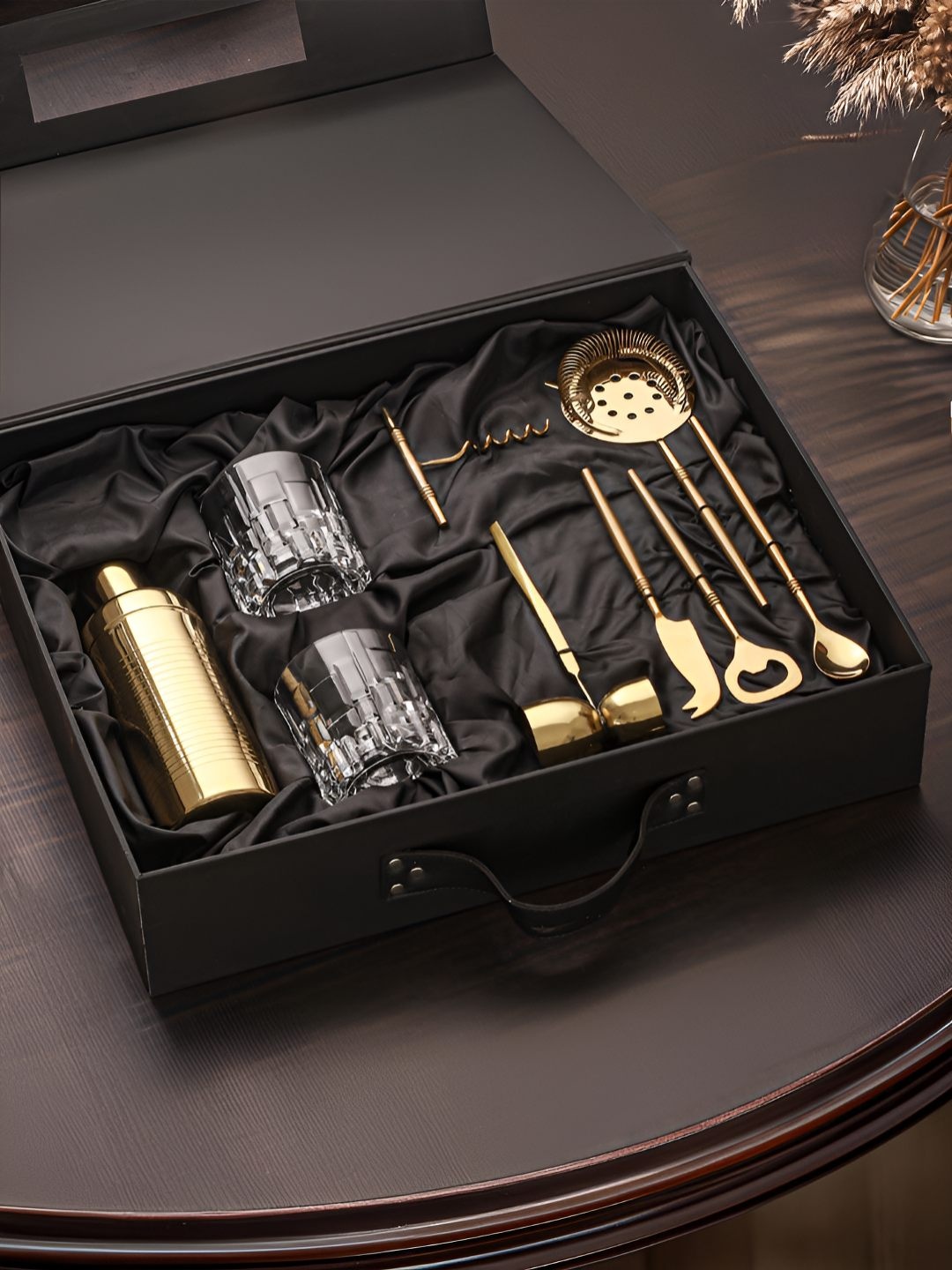 

Troveas Gold-Toned 9 Pieces Aluminium Barware Tool Sets