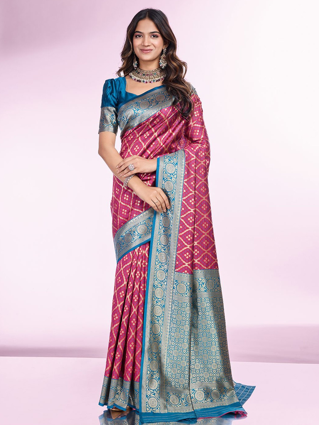 

RICH & ROMAN Woven Design Zari Pure Silk Banarasi Saree, Pink