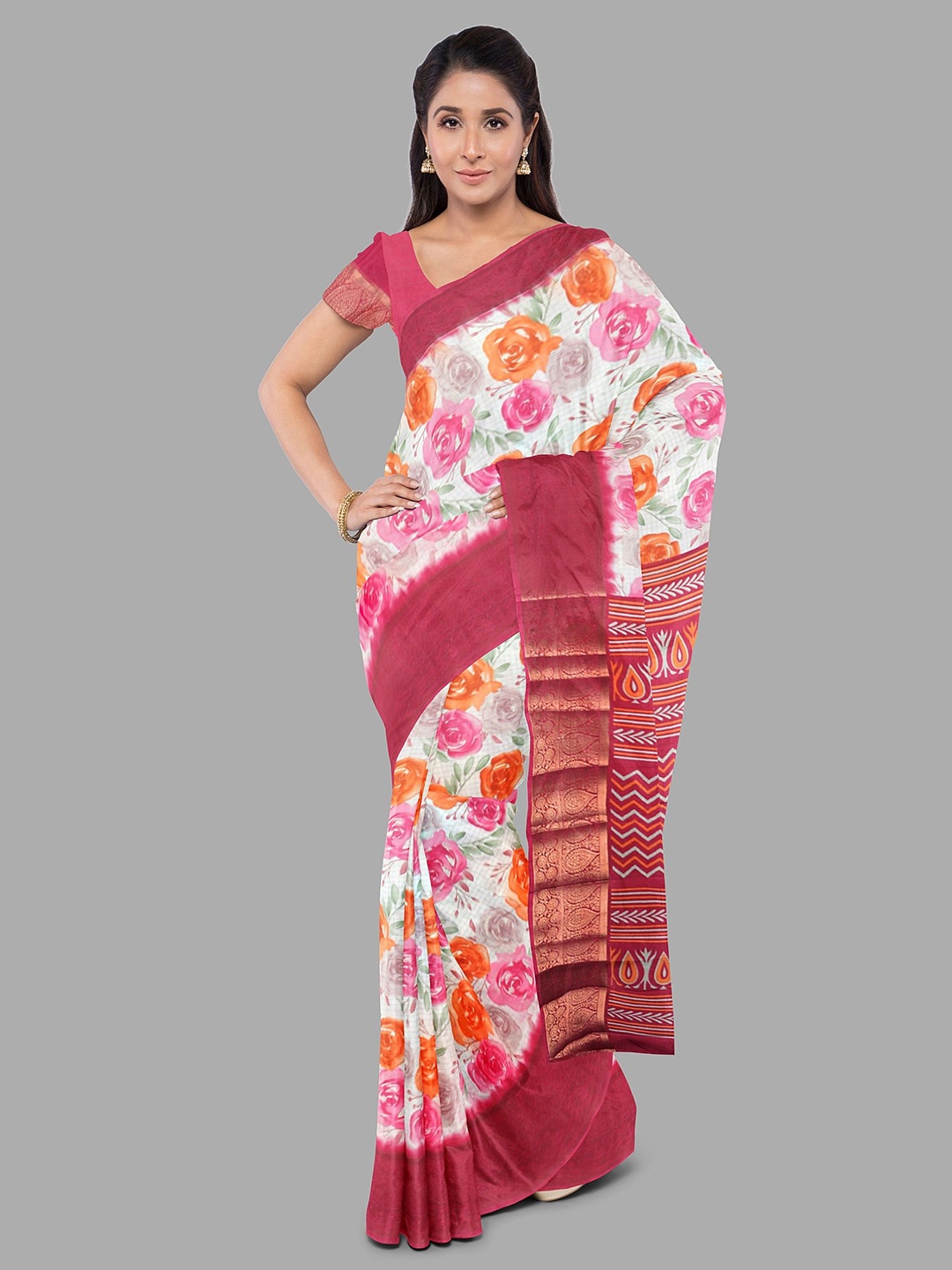 

The Chennai Silks Floral Zari Banarasi Saree, Off white