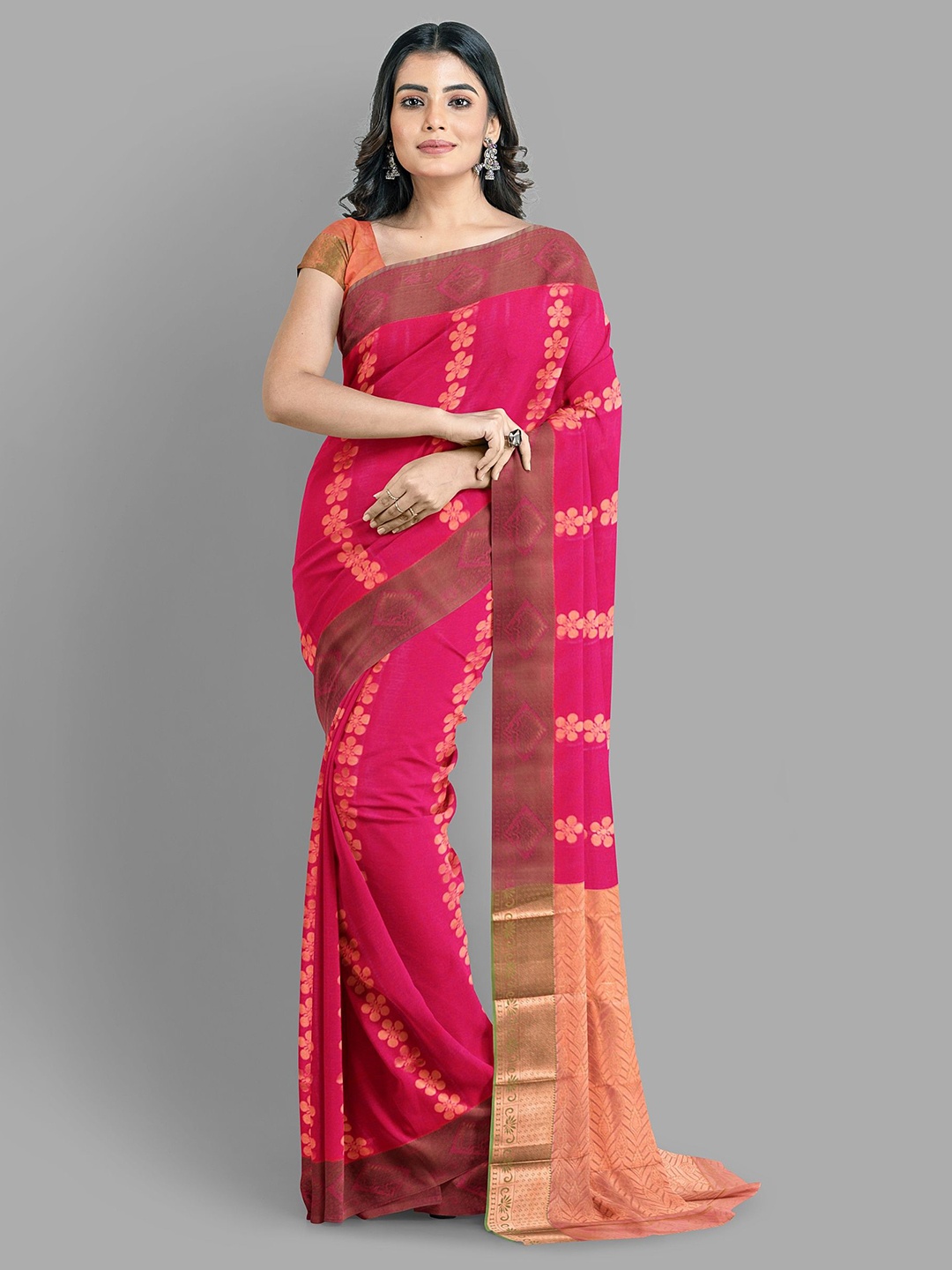 

The Chennai Silks Woven Design Zari Banarasi Saree, Pink