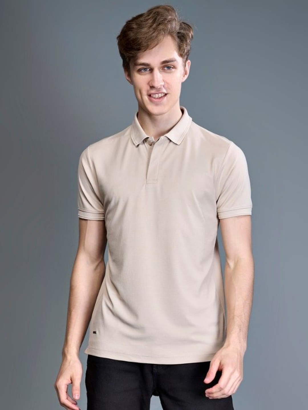 

MAXZONE Men Solid Polo Collar T-shirt, Beige