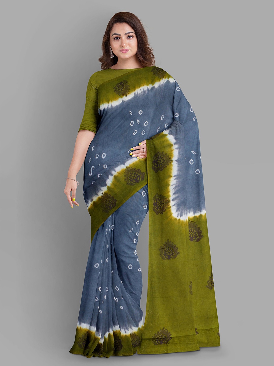 

The Chennai Silks Bandhani Pure Cotton Printed Fusion Sungudi Saree, Grey