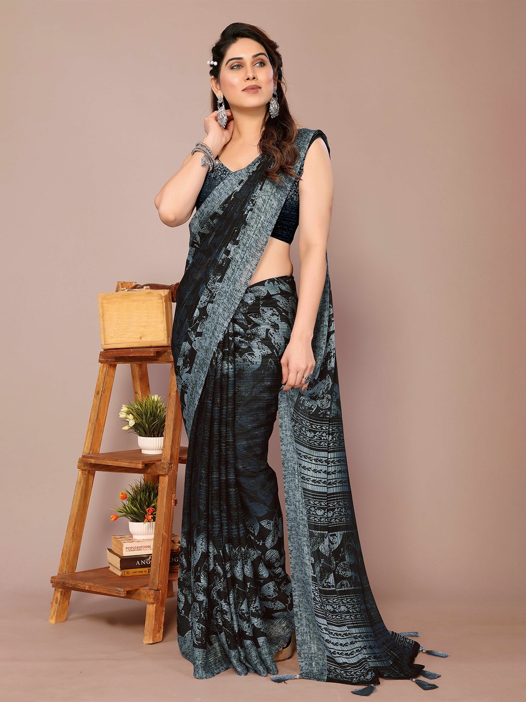 

KALINI Floral Printed Chiffon Saree, Black