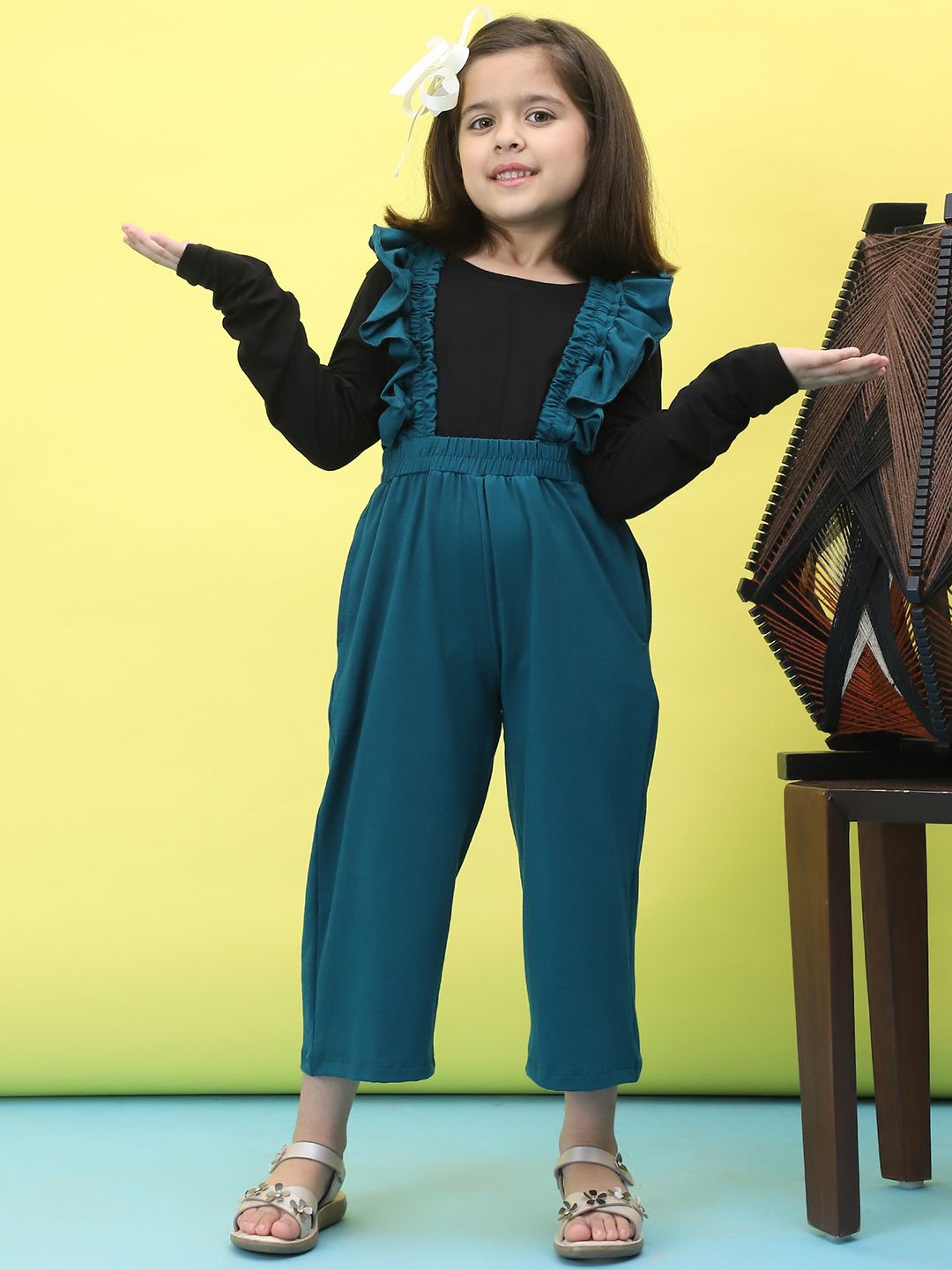 

Baawri Girls Ruffled Dungaree With Top, Blue
