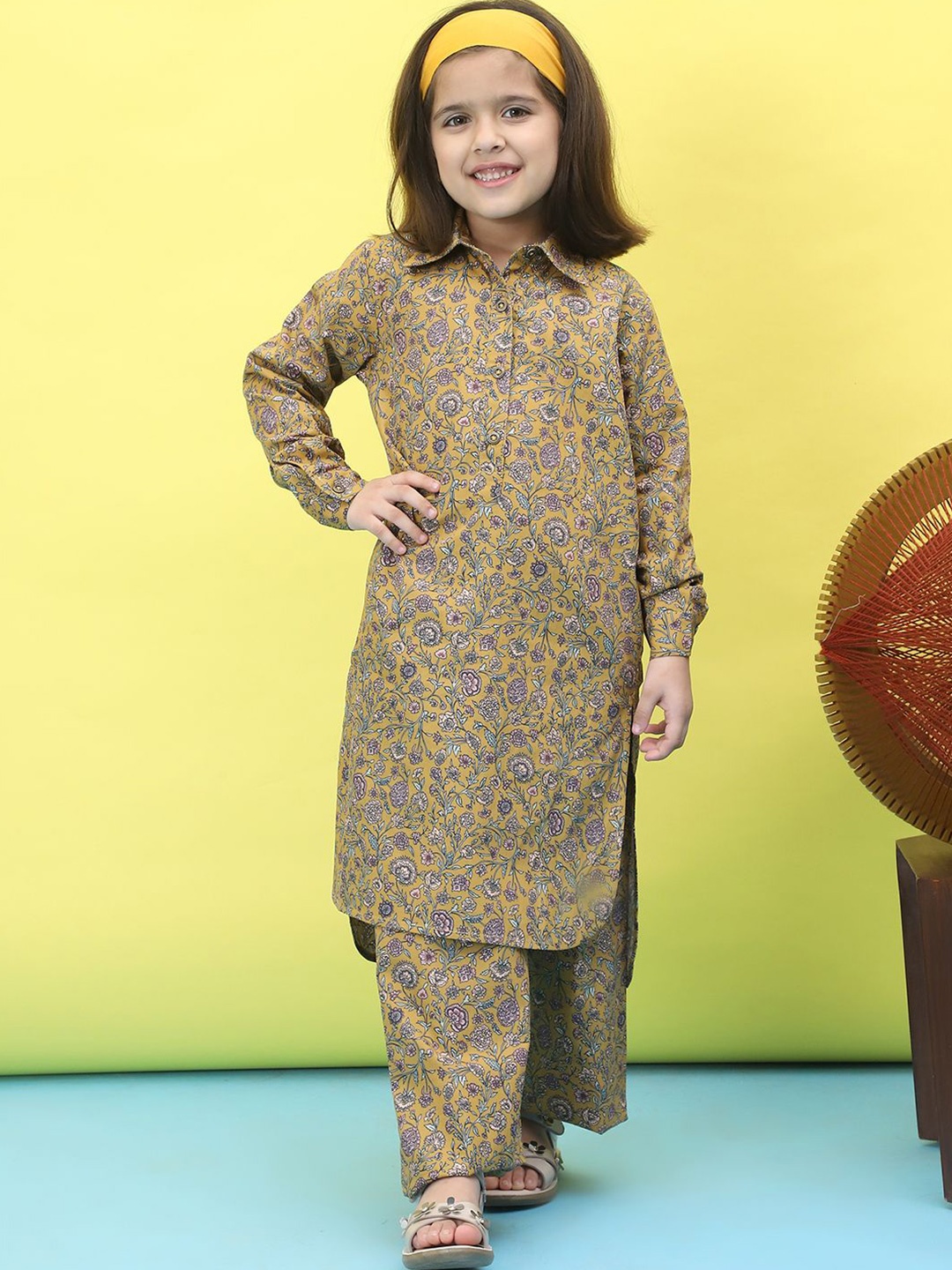 

Baawri Girls Floral Printed Pure Cotton Straight Kurta With Palazzos, Yellow