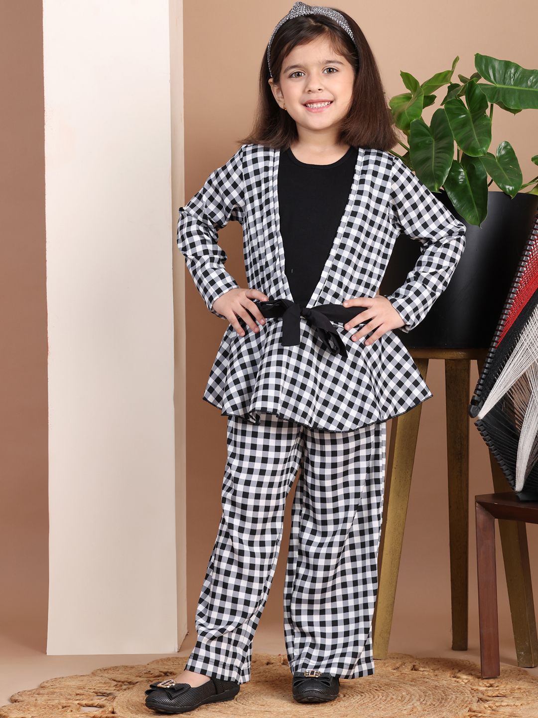 

Baawri Girls Checked Top with Trousers, Black