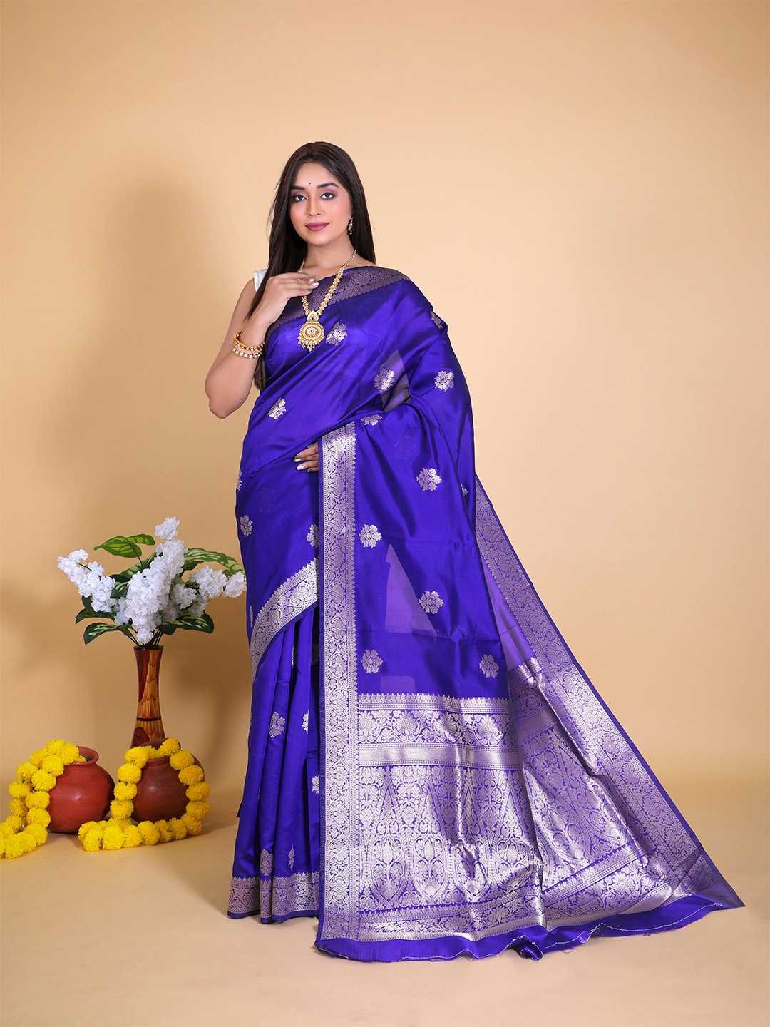 

HEER FASHION Woven Design Zari Banarasi Saree, Blue