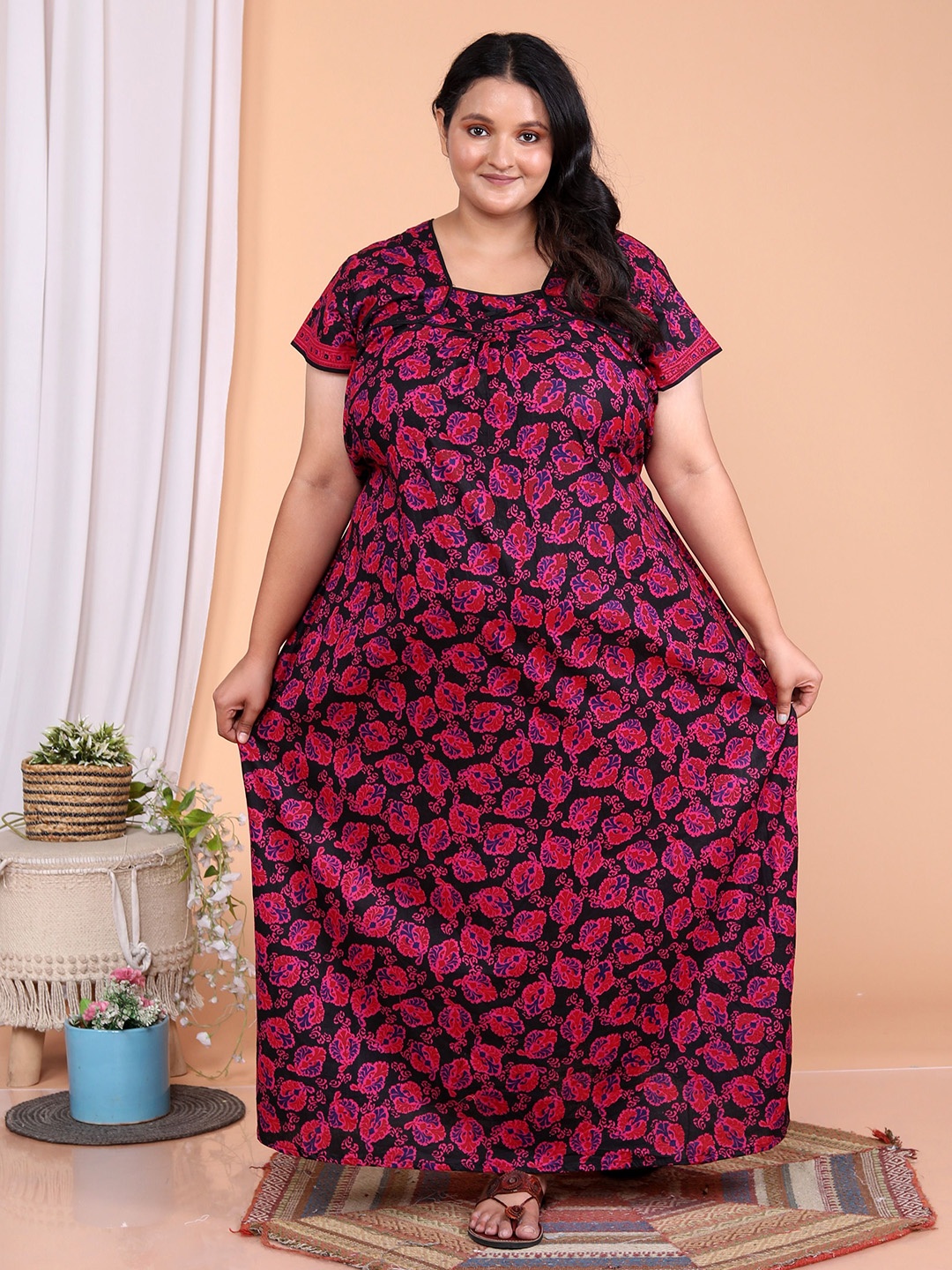

JAIPZZ APPARELS Women Pure Cotton Printed Short Sleeves Square Neck Maxi Nightdress, Pink