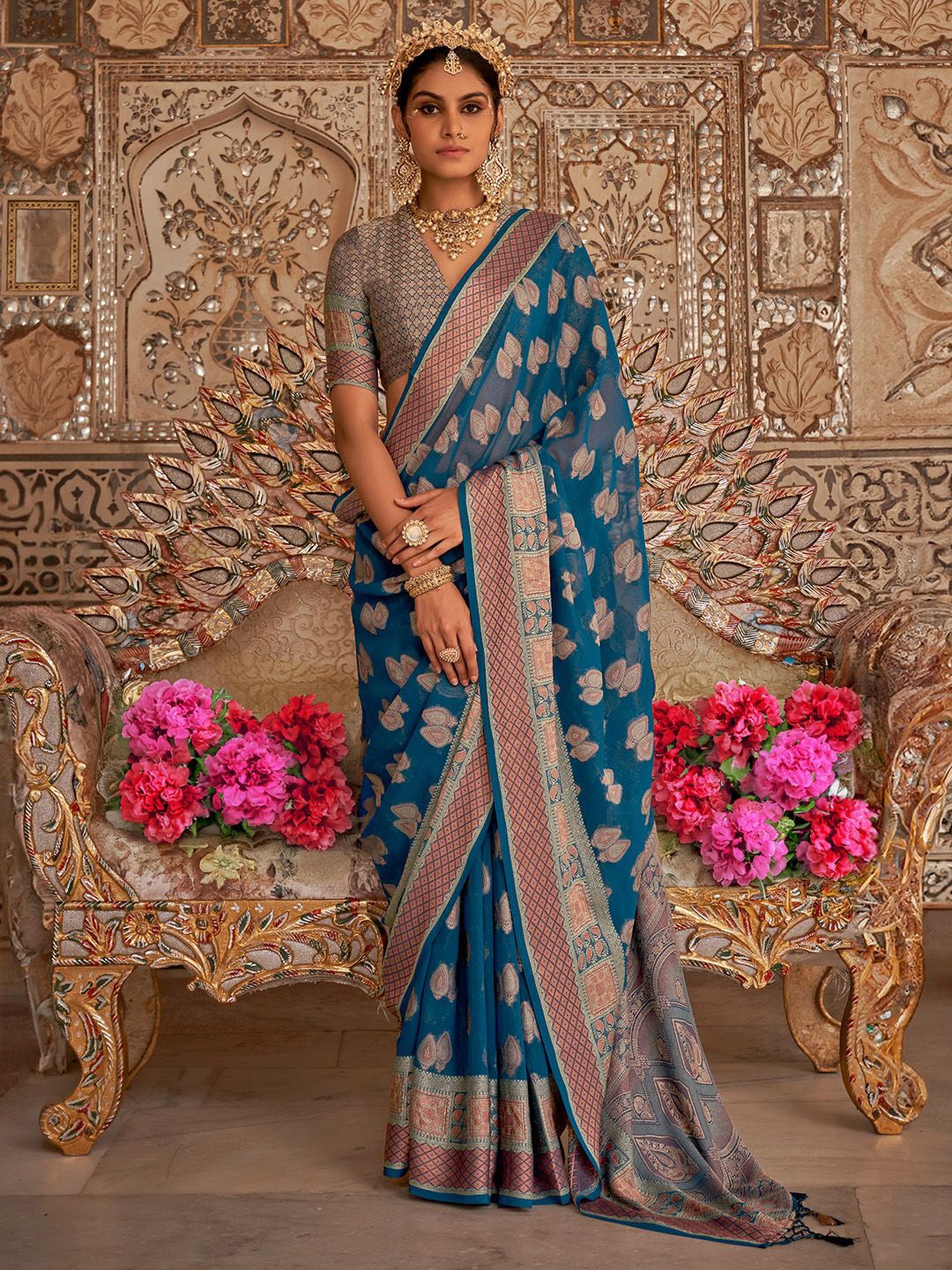 

Anouk Women Woven Design Zari Banarasi Saree, Teal