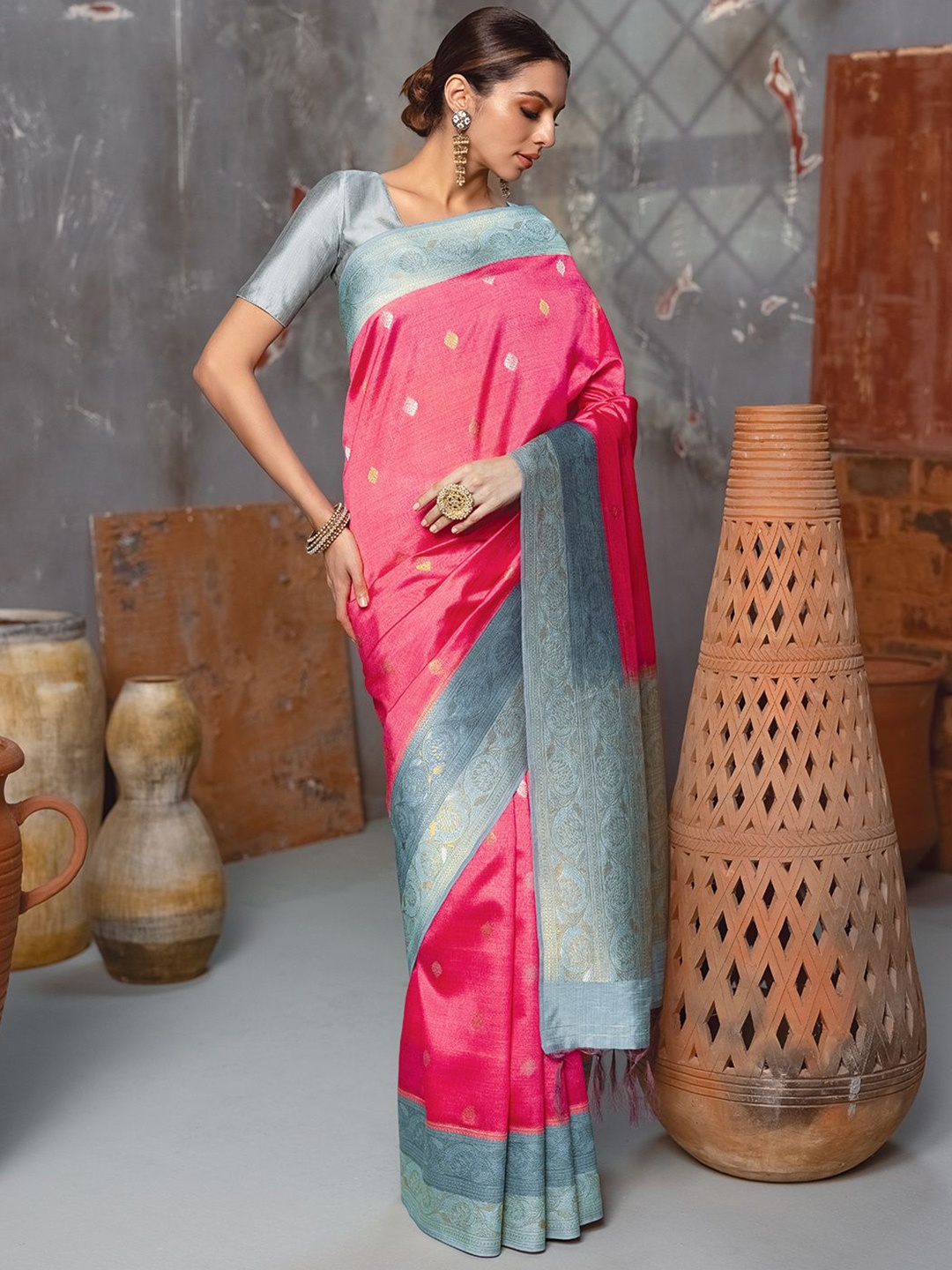 

Soch Ethnic Motifs Zari Tussar Saree, Peach