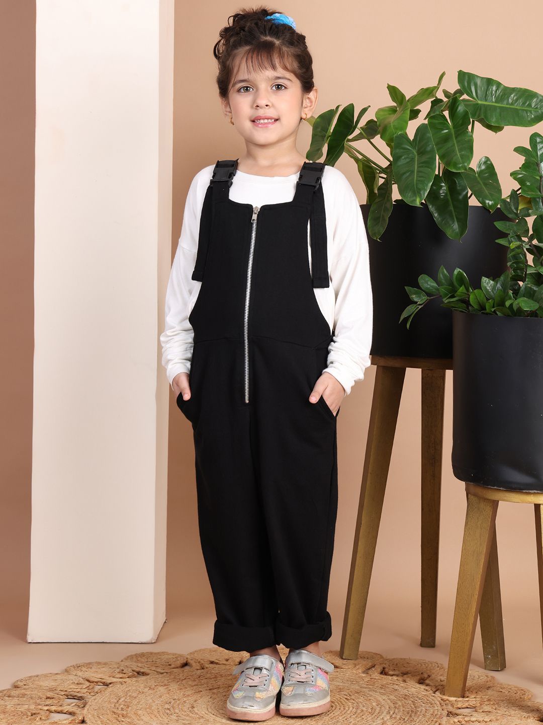 

Baawri Girls Pure Cotton Dungaree With Shirt, Black