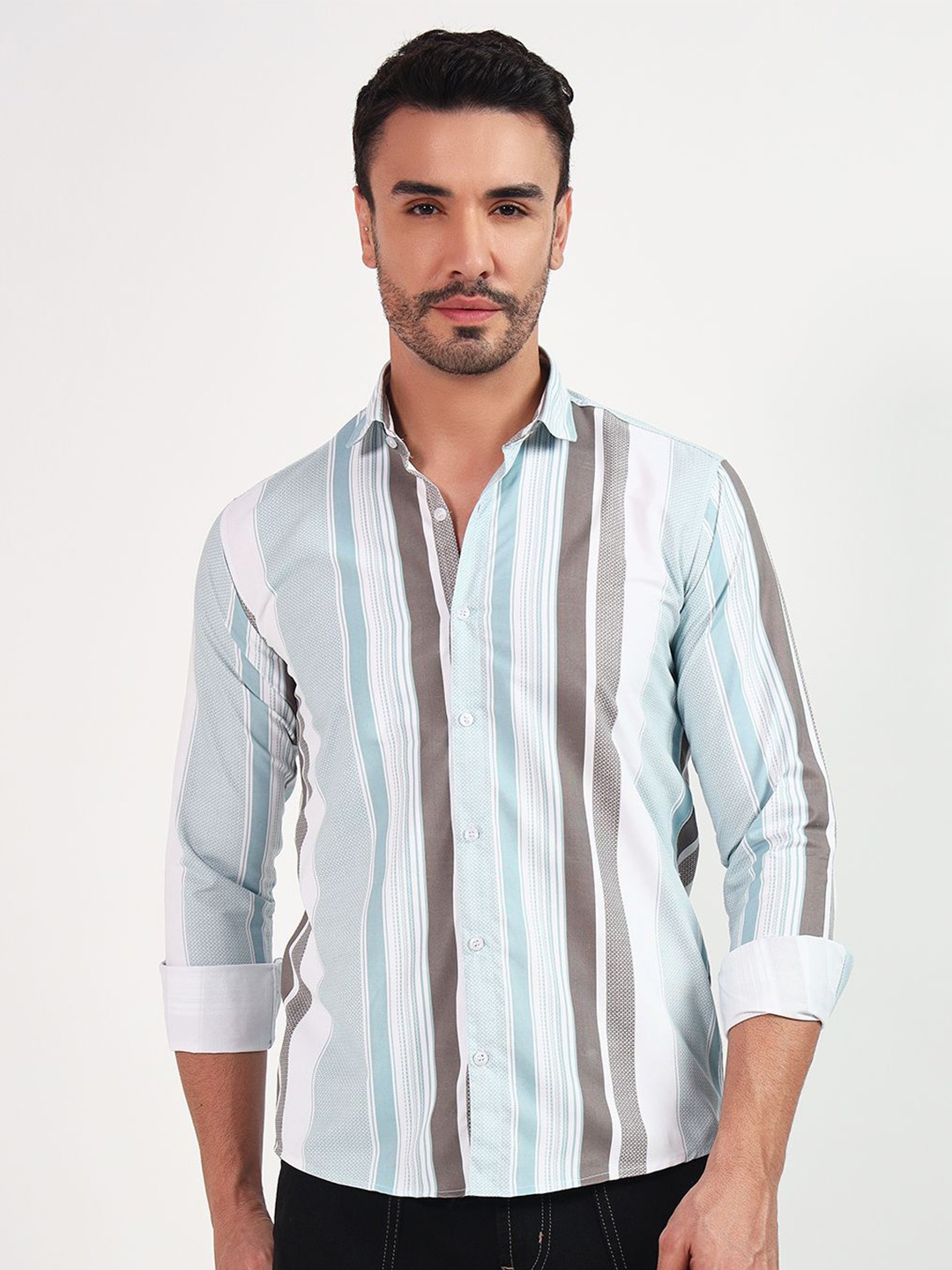 

YOUTH FIRST Men Premium Spread Collar Vertical Striped Casual Shirt, Grey