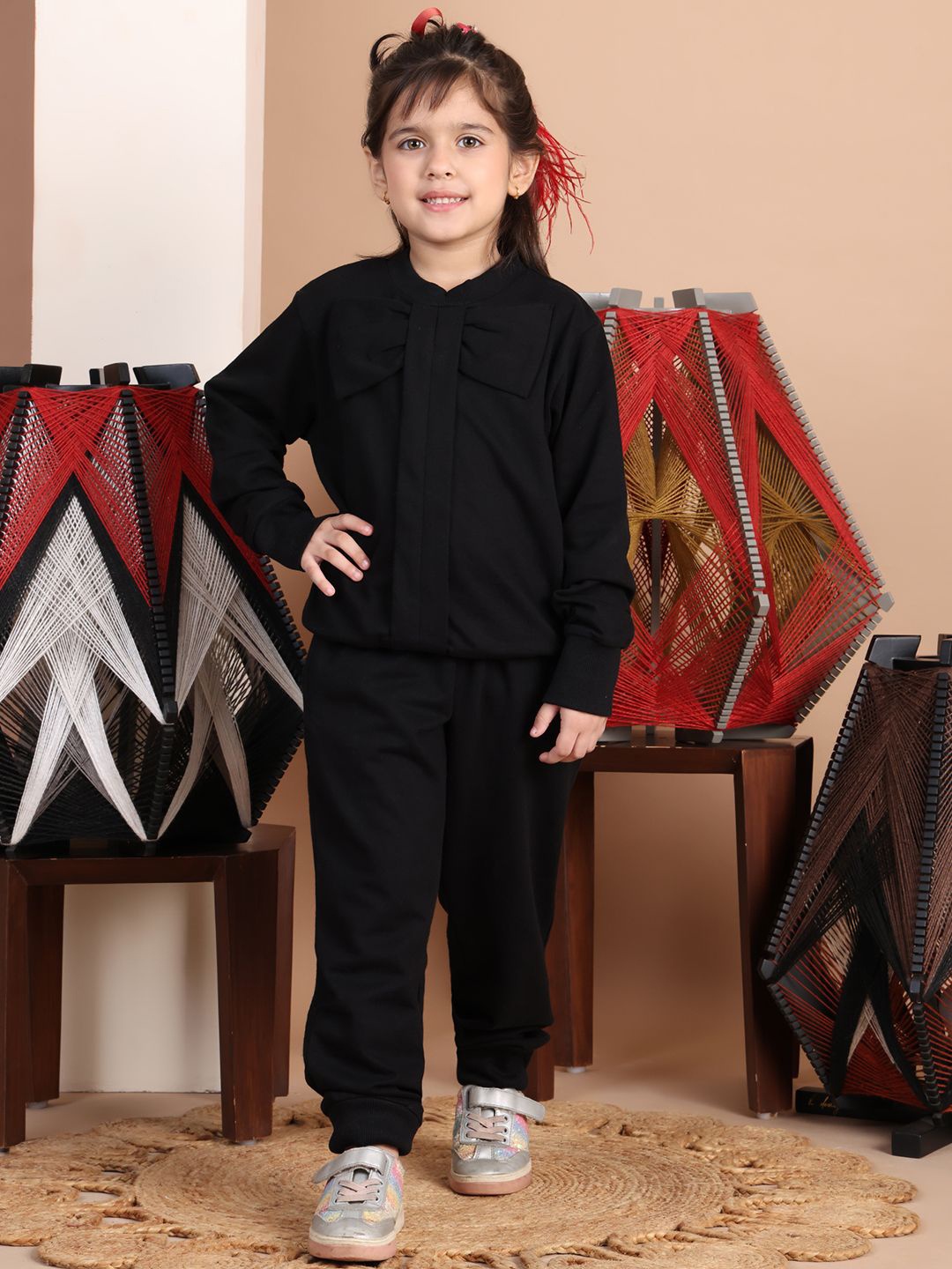 

Baawri Girls Pure Cotton Sweatshirt With Joggers, Black