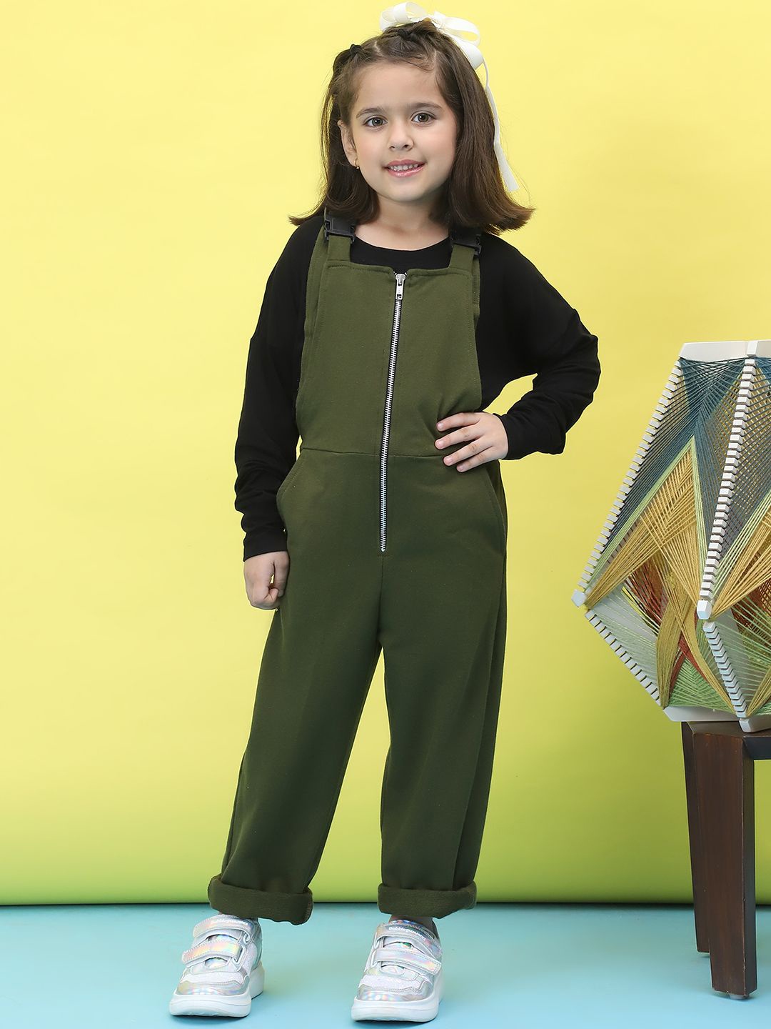 

Baawri Girls Pure Cotton Dungaree With Top, Olive