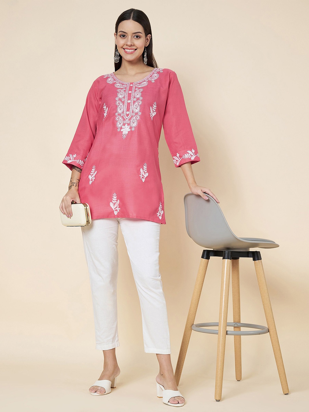 

HERE&NOW Women Floral Embroidered Thread Work Cotton Kurti, Rose