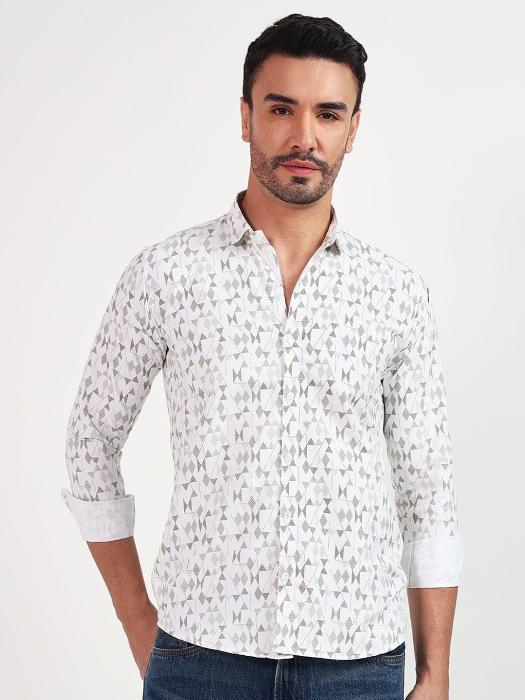 

YOUTH FIRST Men Premium Spread Collar Geometric Printed Casual Shirt, Grey