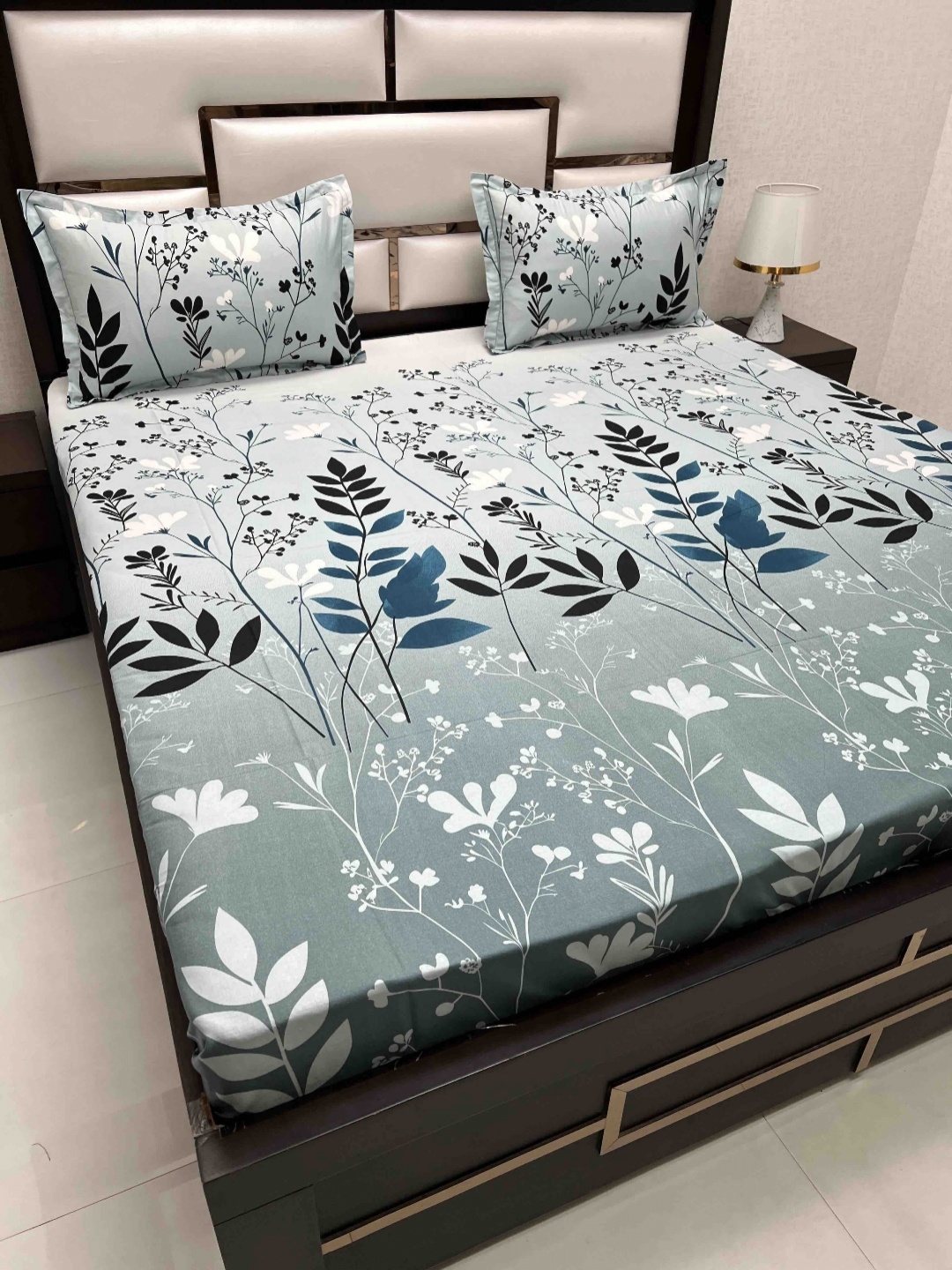 

Pure Decor Blue & Black Floral Pure Cotton 350 TC Queen Bedsheet Set 2.28 m x 2.52 m