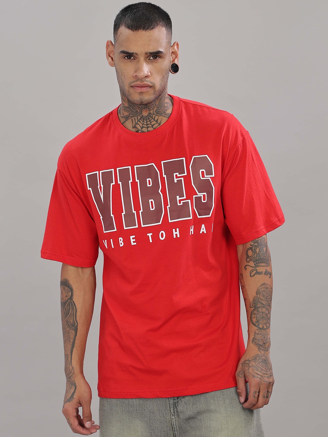 

TOMHIDDLE Men Typography Printed Round Neck Cotton Oversized T-shirt, Red