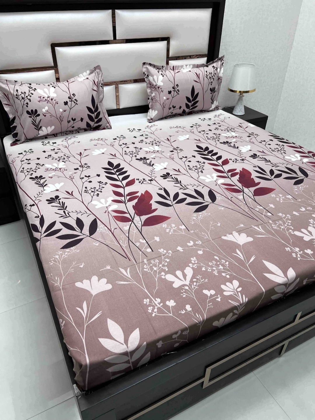 

Pure Decor Purple Floral Printed Pure Cotton 330 TC Queen Bedsheet Set 2.52 x 2.29 m