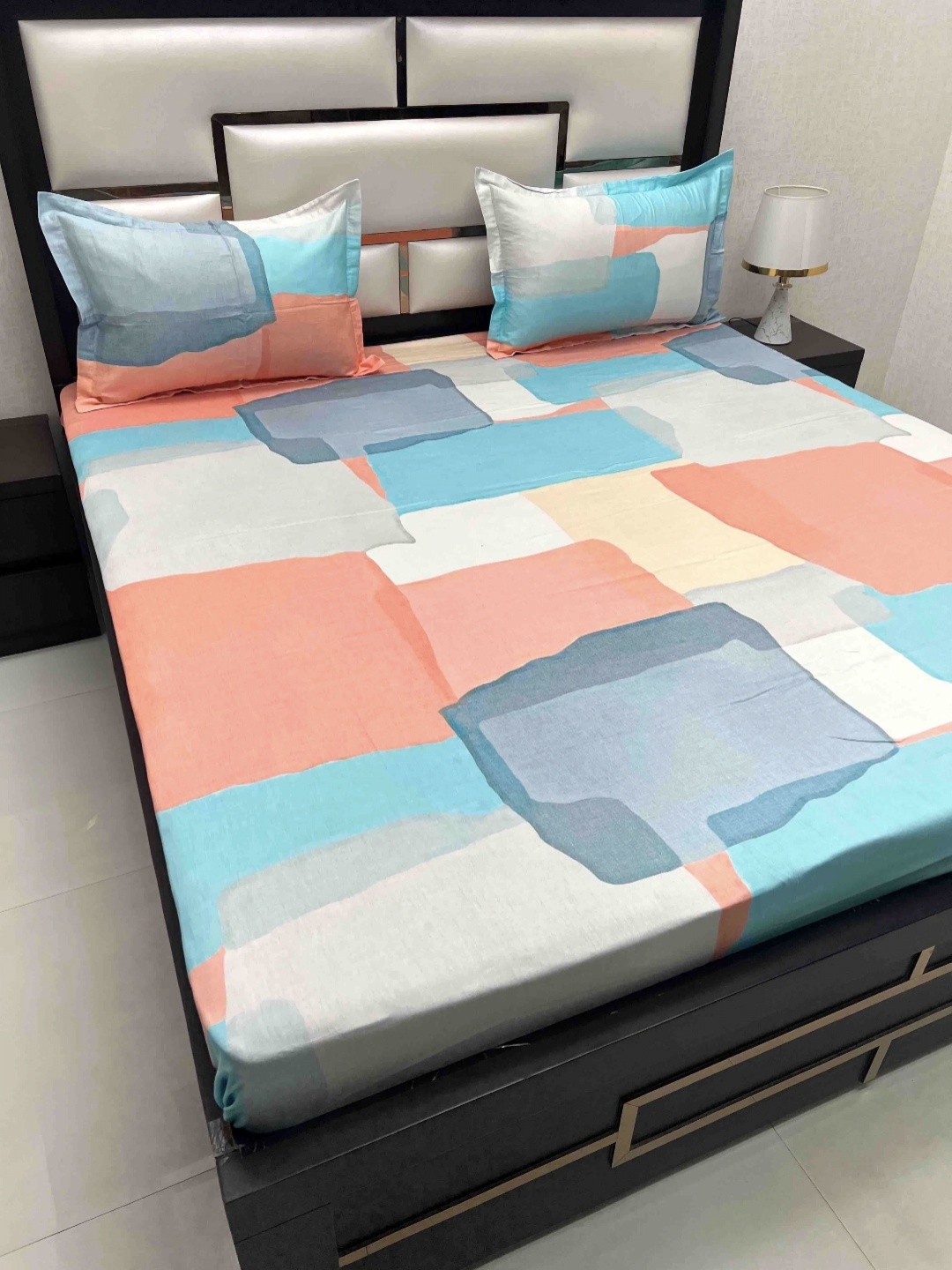 

Pure Decor Cotton King Size Double Bedsheet With 2 Pillow Covers 2.74m X 2.74m, White