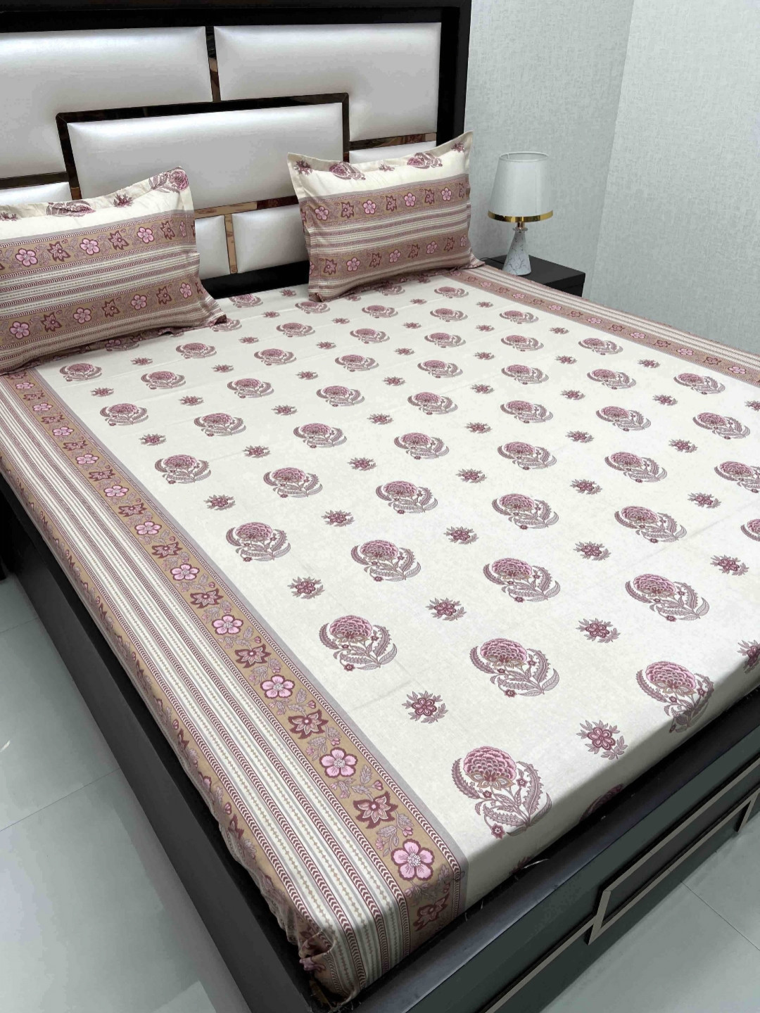 

Pure Decor White & Pink Floral Pure Cotton 400 TC Queen Bedsheet Set 2.28 m x 2.54 m