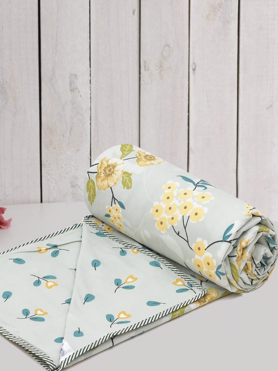 

RRC Yellow & Green Floral Microfiber Summer 120 GSM Single Bed Dohar