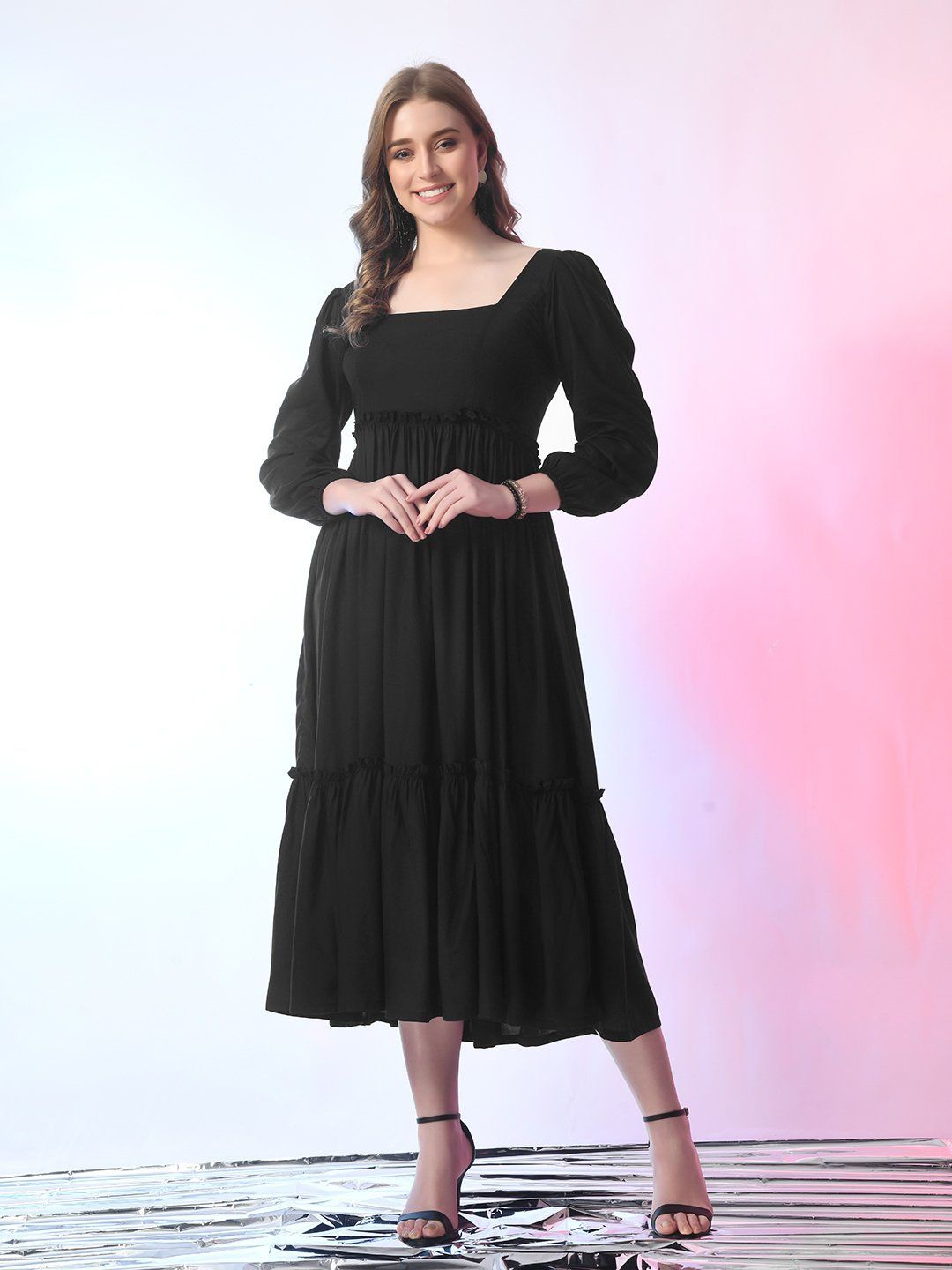 

Krunal Raiyani Women Square Neck Puff Sleeves Fit & Flare Midi Dress, Black