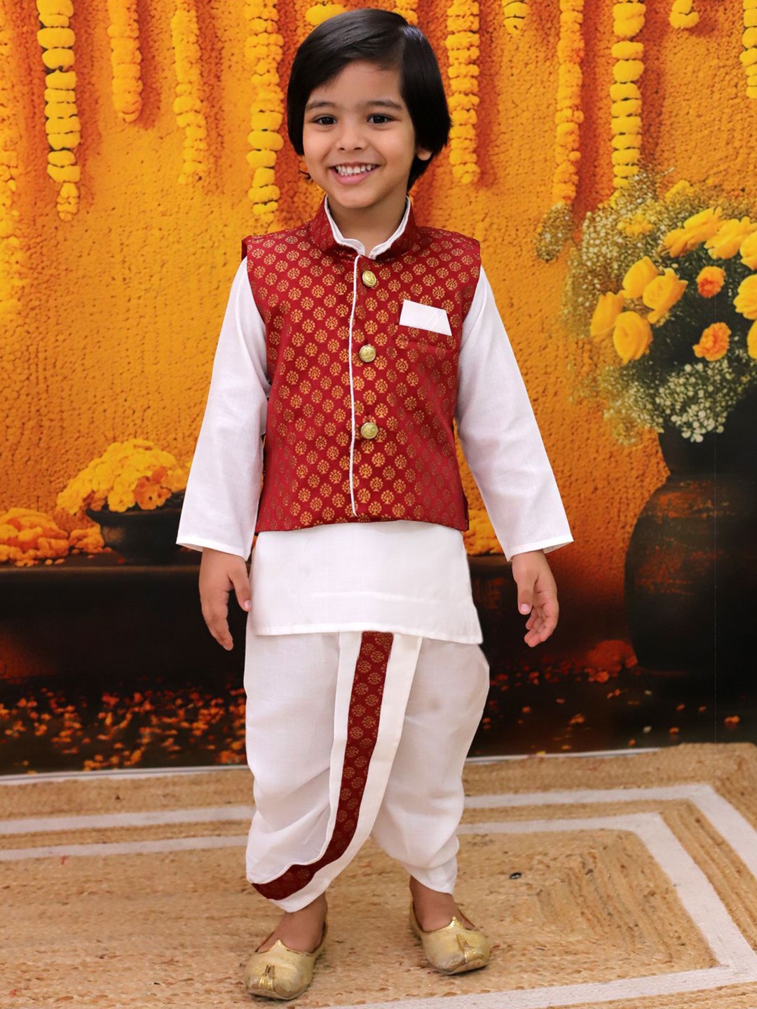 

BownBee Boys Mandarin Collar Regular Straight Kurta with Dhoti Pants, Maroon