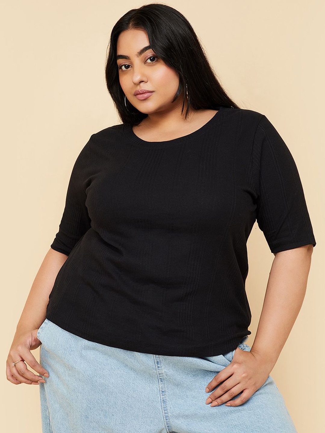 

max Women Solid Round Neck Cotton T-shirt, Black