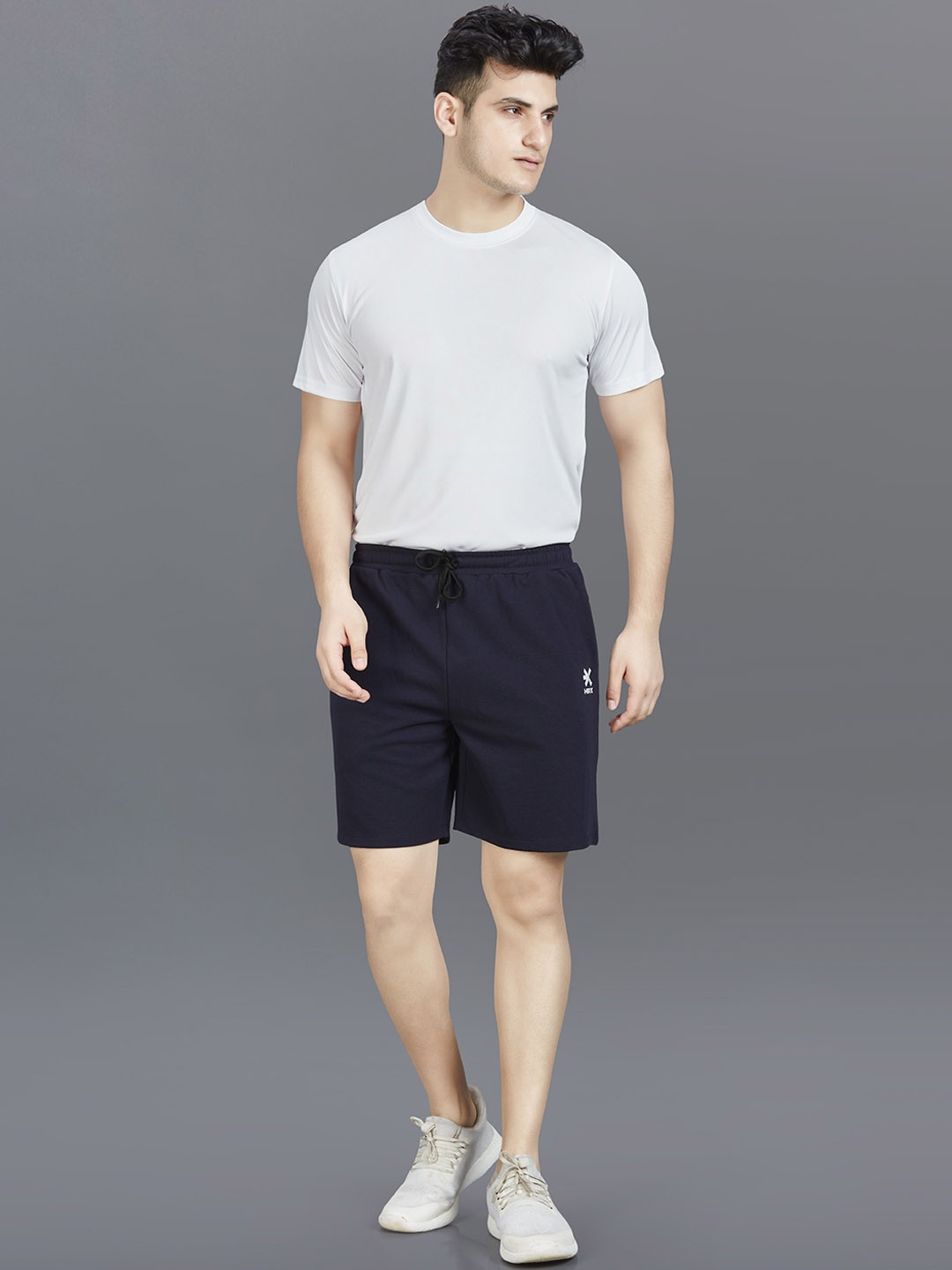 

HRX by Hrithik Roshan Casual Mid-Rise Solid Men Shorts, Black