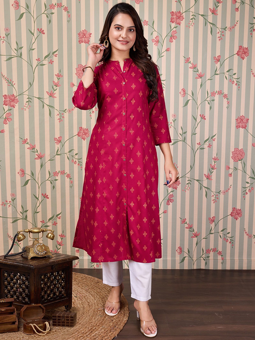 

Ode by House of Pataudi Floral Printed Band Collar A-Line Kurta, Magenta