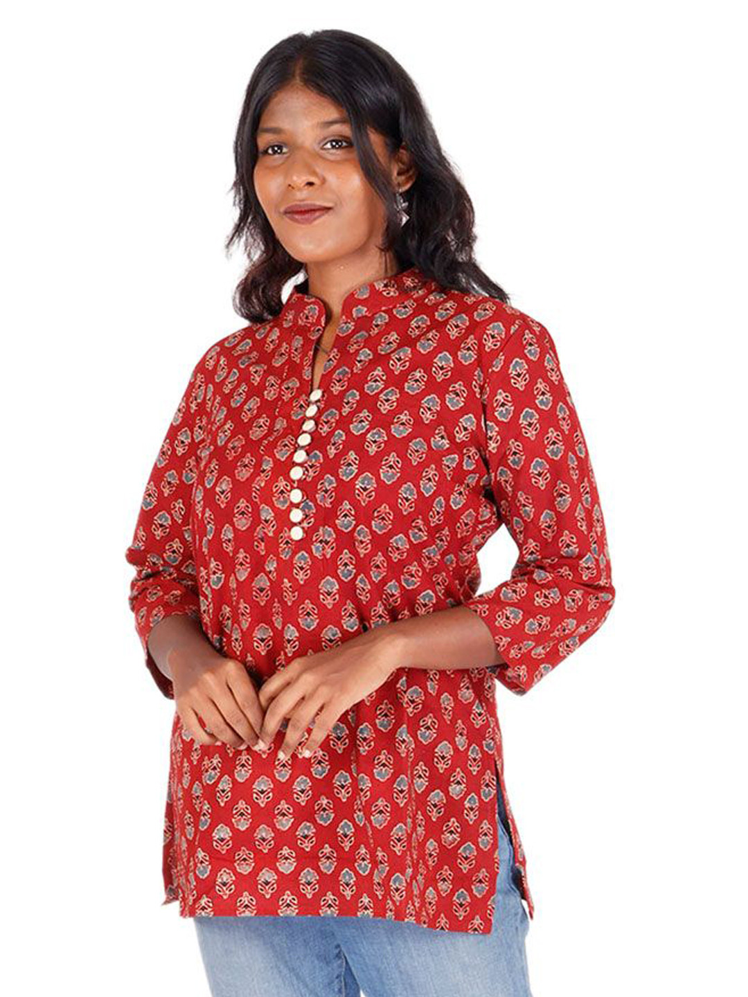 

Avishya Women Ethnic Motifs Printed Mandarin Collar Pure Cotton Kurti, Red