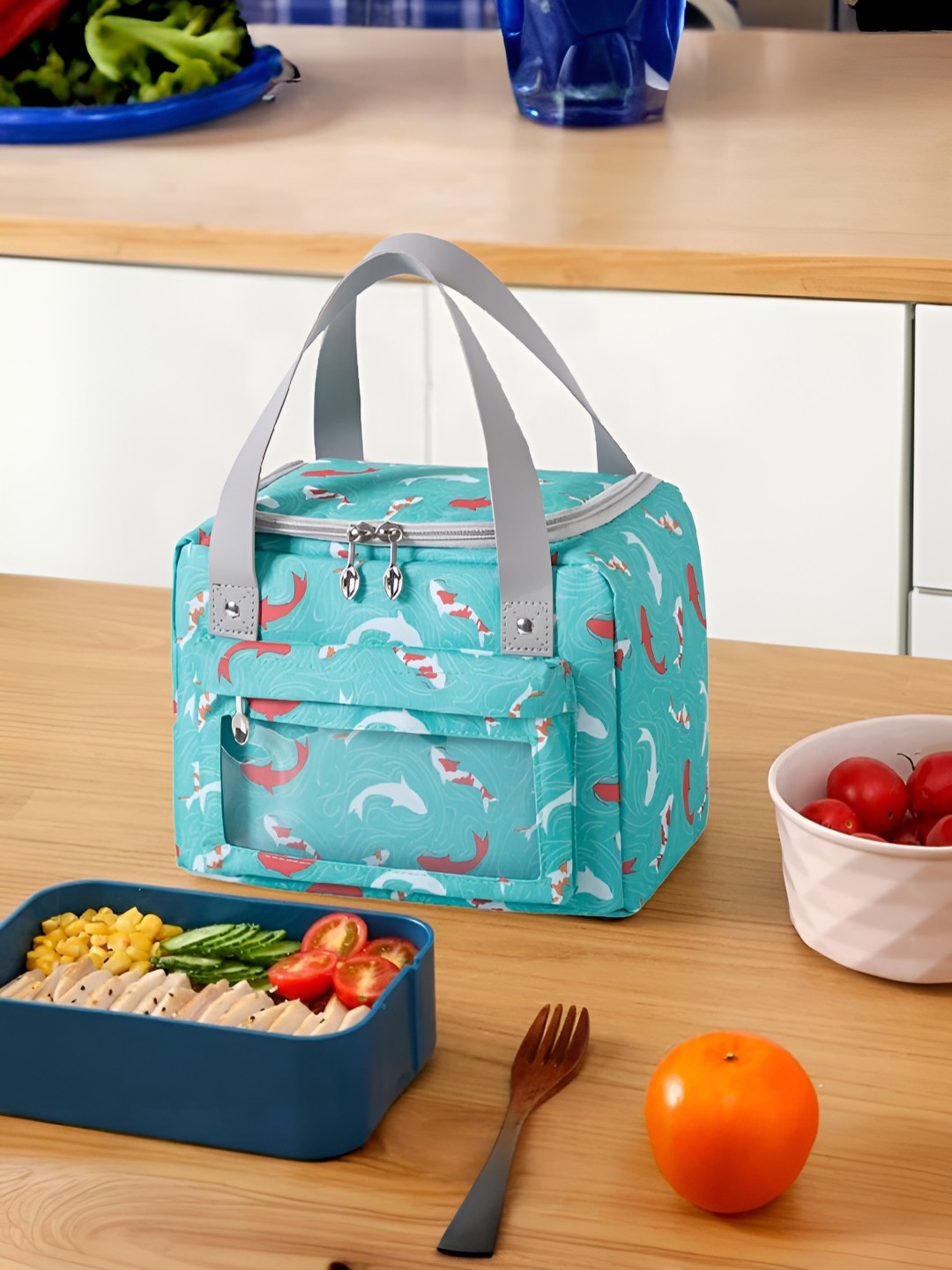 

UMAI Printed Insulated Lunch Bag With Front Pocket Travel Accessory, Green