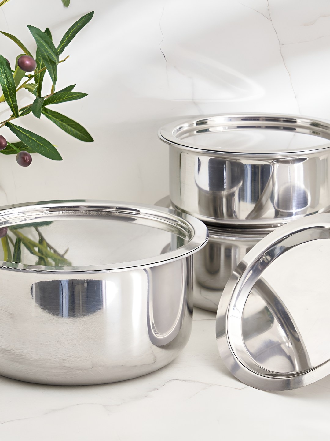 

Home Centre Grey Stainless Steel Pan
