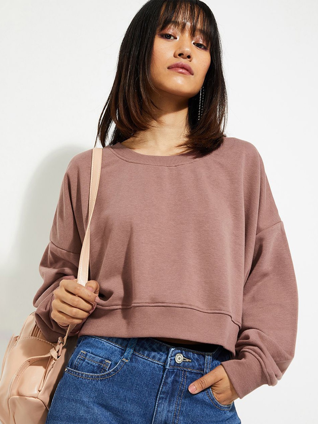 

Max URB_N Women Solid Boxy Cropped Sweatshirt, Pink