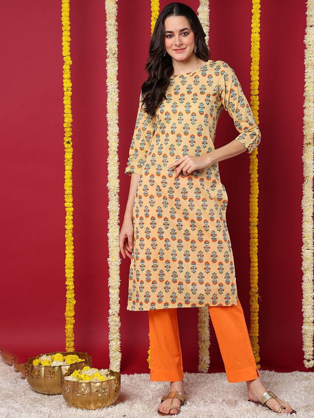 

KALINI Ethnic Motifs Printed Round Neck Cotton Straight Kurta, Yellow