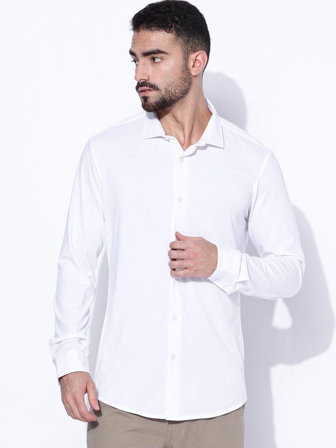 

BLUE TYGA Men Comfort Spread Collar Solid Casual Shirt, White