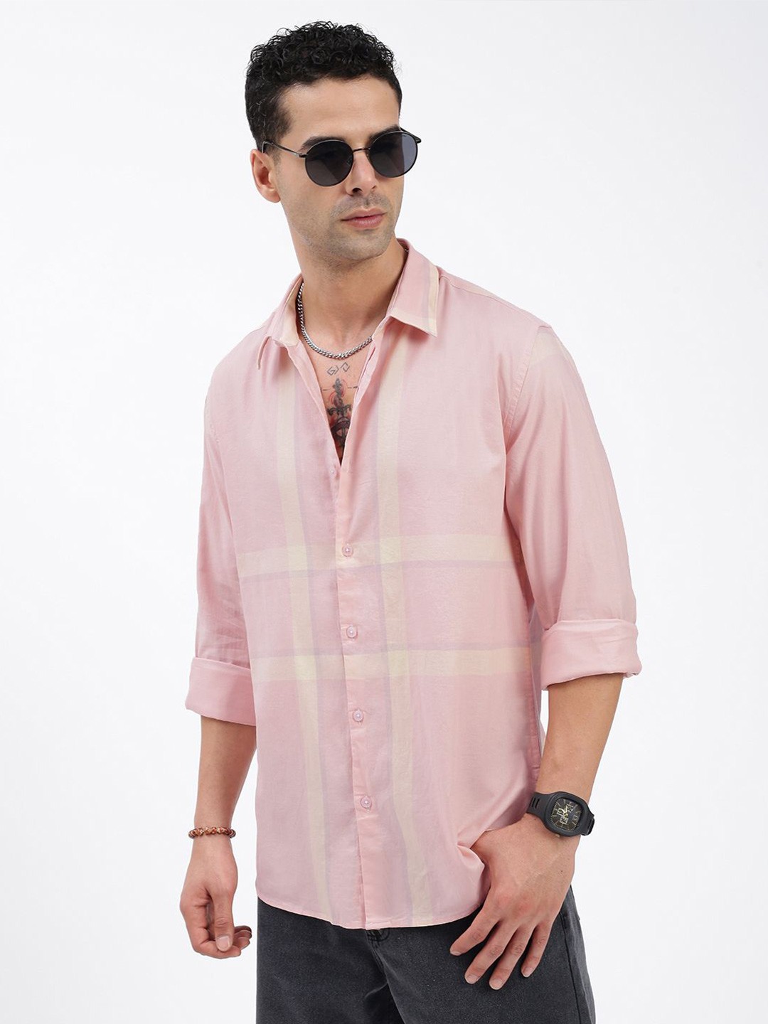 

SHOWOFF Men Standard Spread Collar Multi Striped Cotton Casual Shirt, Peach