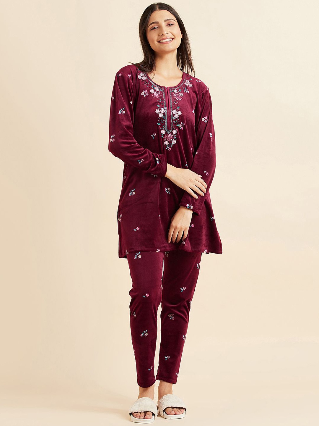 

Sweet Dreams Women Floral Printed Kurti Pyjama Night suit, Red