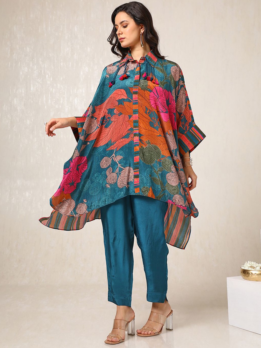 

Soch Floral Printed Shirt Collar Kaftan Casual Shirt With Trousers, Teal