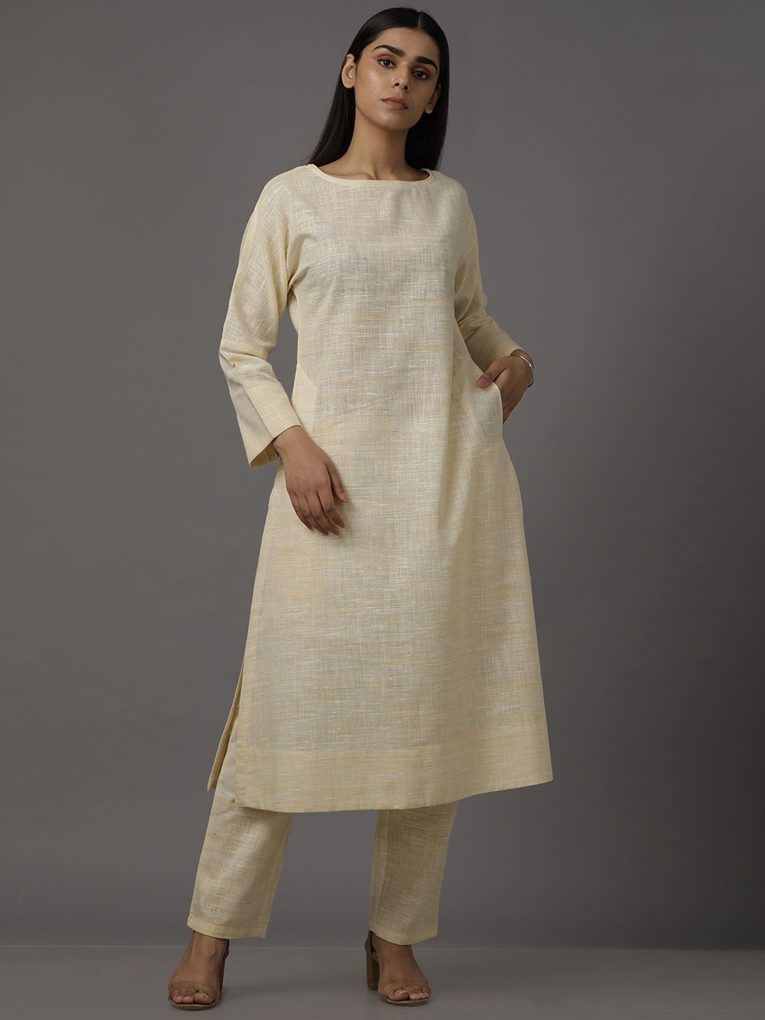 

TJORI Round Neck Three-Quarter Sleeves Regular Pure Cotton Kurta With Trouser, White