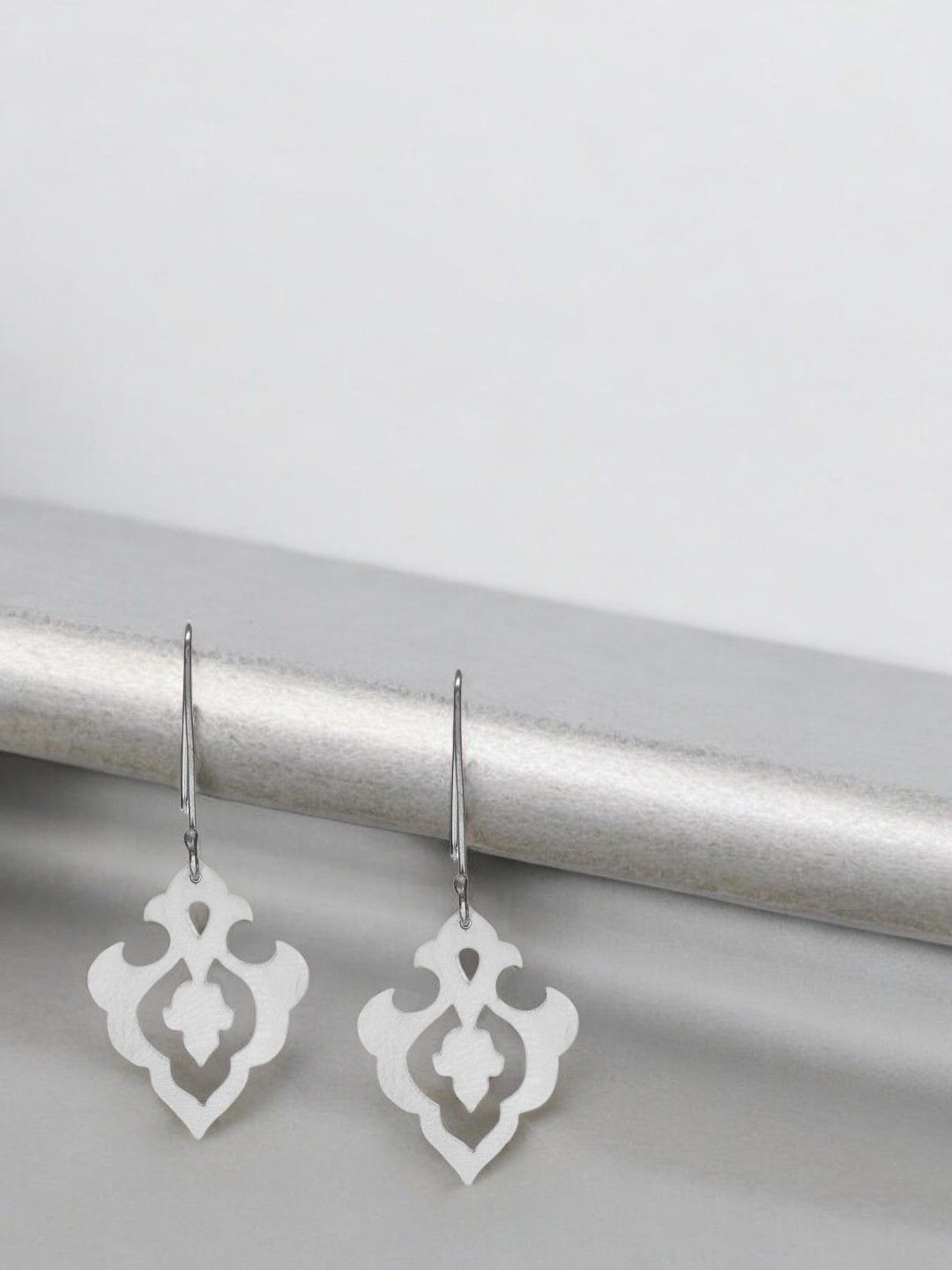 

Goldnera 925 Sterling Silver Contemporary Drop Earrings
