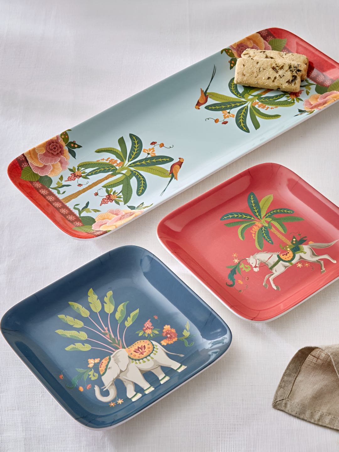 

Home Centre Jalsa Blue & Pink 3 Pieces Printed Melamine Appetizer Plates