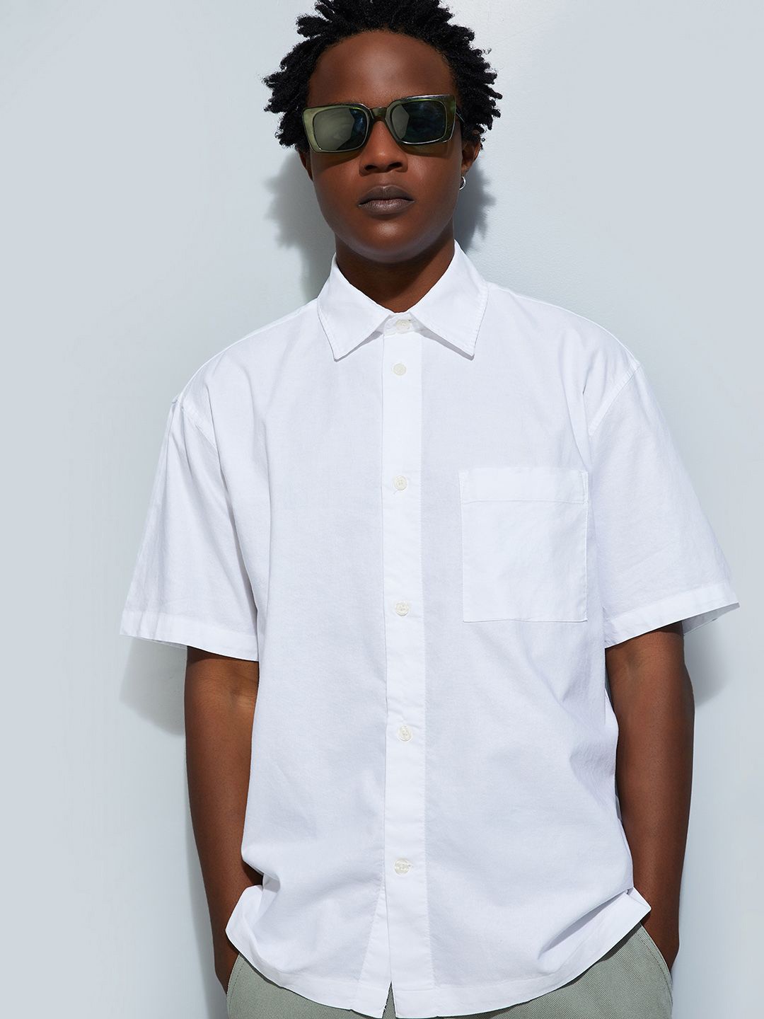 

Max Urb_N Men Boxy Fit Solid Shirt, White