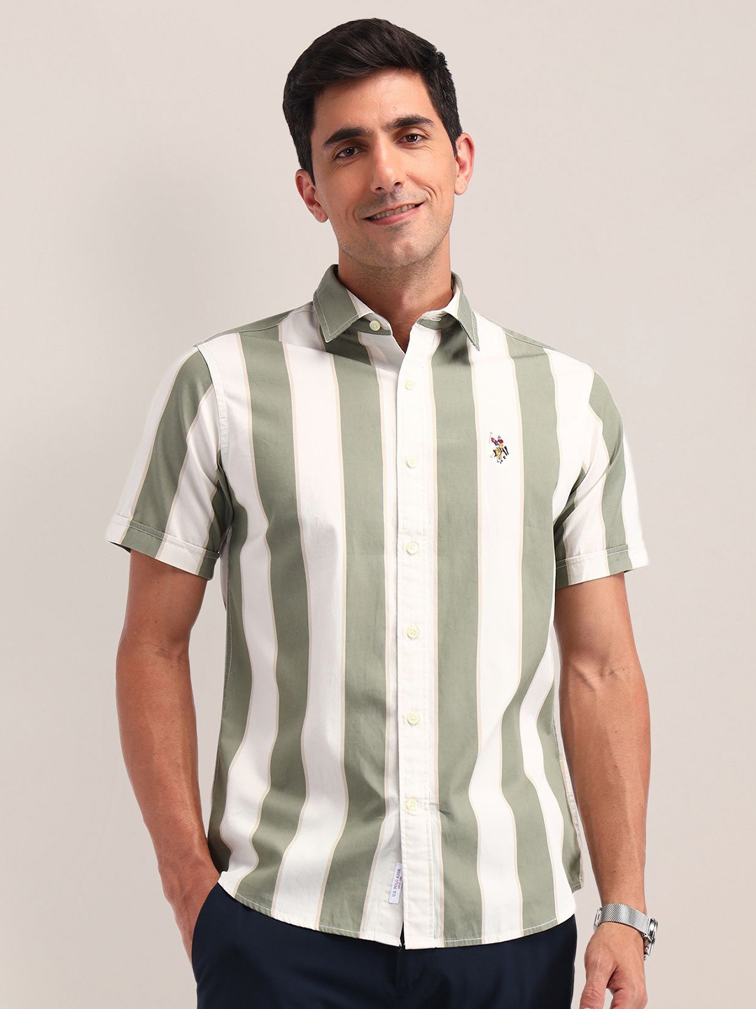 

U.S. Polo Assn. Men Classic Spread Collar Vertical Striped Cotton Casual Shirt, Green