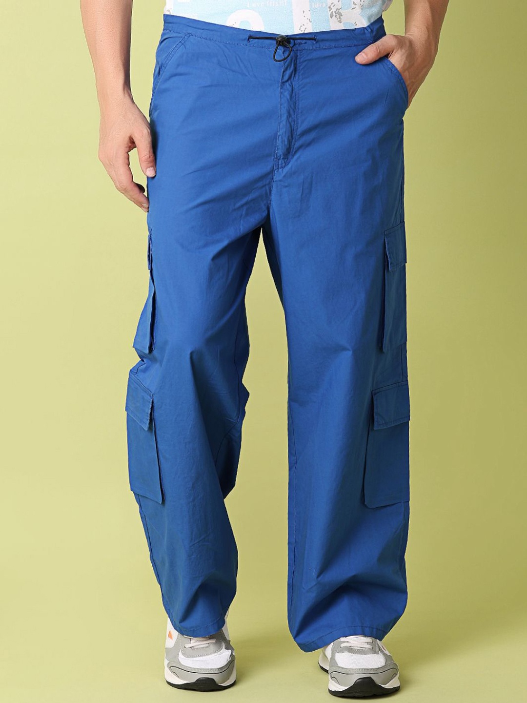 

V-Mart Men Mid-Rise Cotton Cargos Trousers, Blue