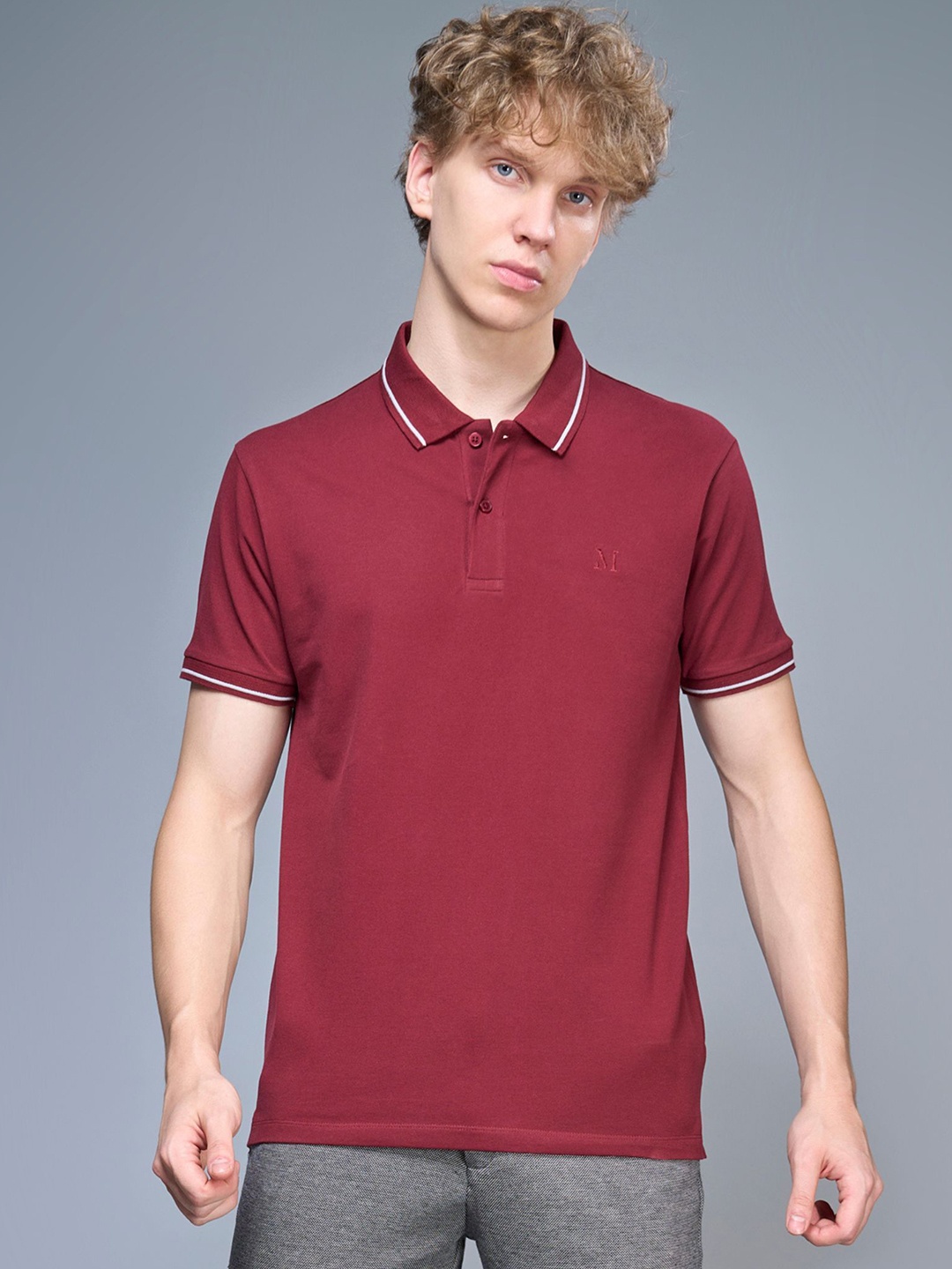 

MAXZONE Men Solid Polo Collar T-shirt, Maroon
