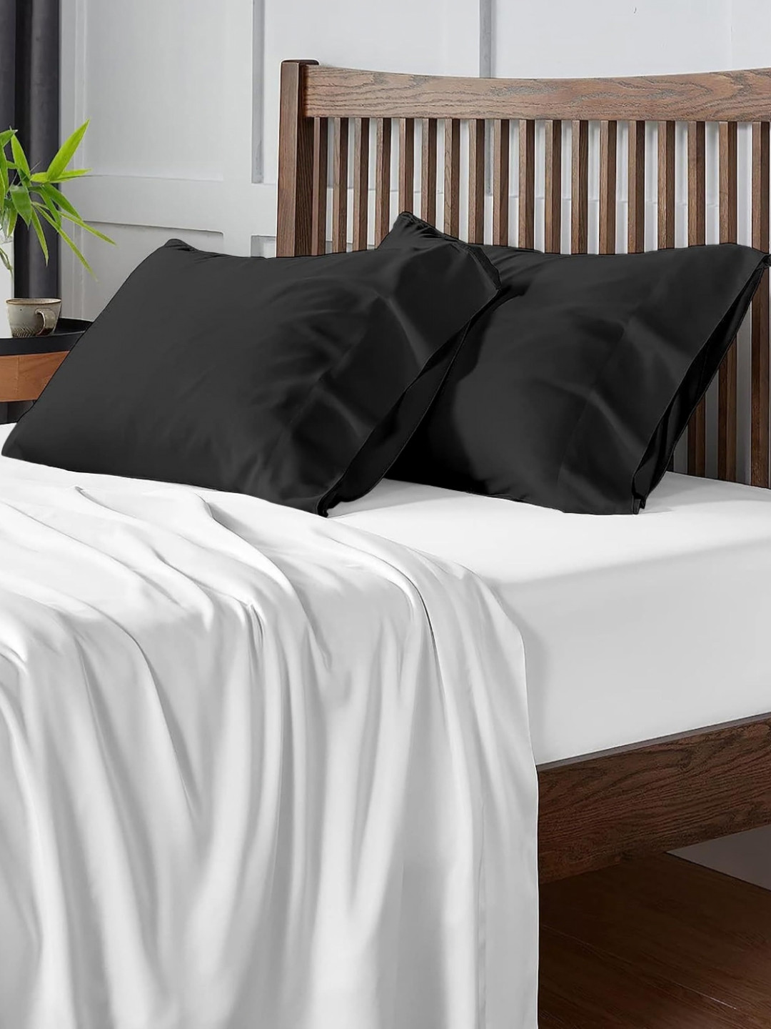 

Sleepino Black 4 Pieces Solid Linen Rectangle Pillow Covers