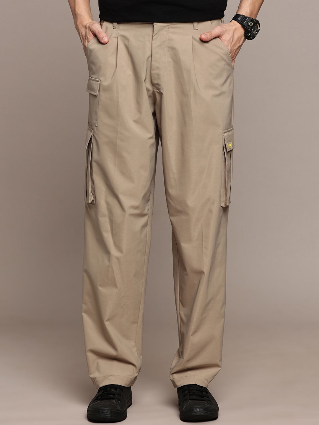 

FCUK Men Relaxed Loose Fit Pleated Cargos Trousers, Beige