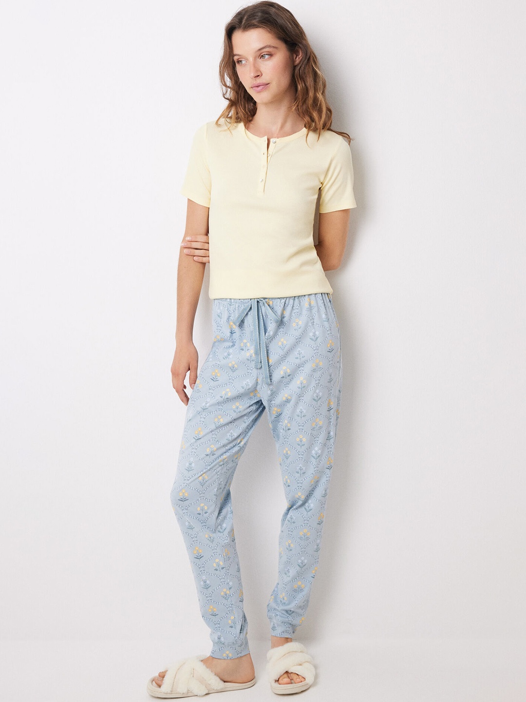 

women'secret Floral Printed Night Suit, Yellow